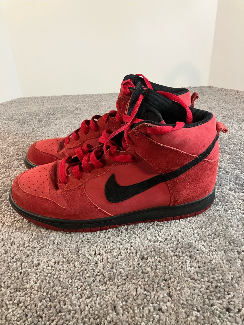 Nike Dunk High Gym Red/Black Suede Sneakers Men's Size 8.5